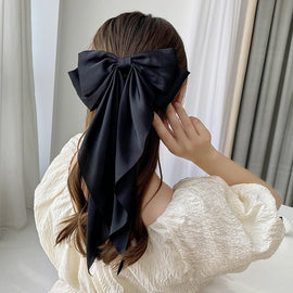Satin Bow Hairclip