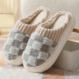 Checkered Fuzzy Slippers-Gray