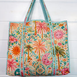 Quilted Tote Bag/Golden Paradise