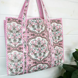 Quilted Tote Bag/Pink Petal